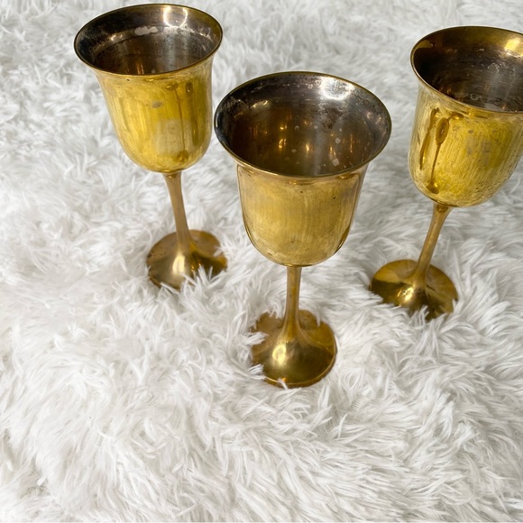 Vintage Set Of 3 Brass Goblets Chalices Wine Glasses - Picture 3 of 5